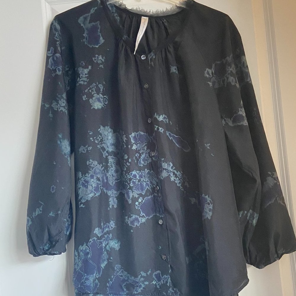Raquel Allegra Navy Hand-Painted Watercolor Silk Long Sleeve Blouse Size 3 /L